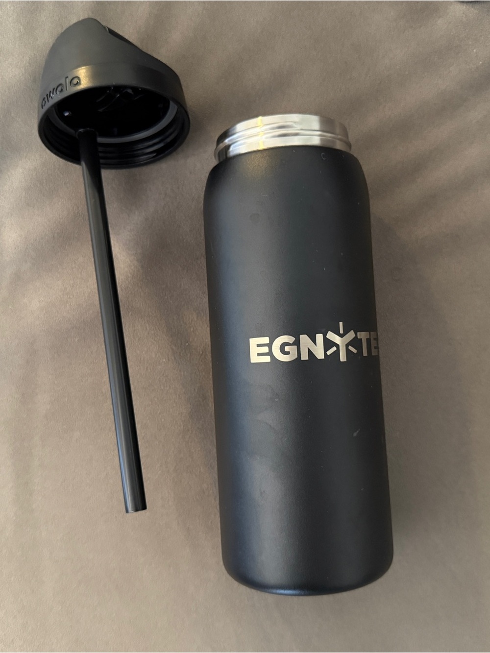 Egnyte Owala FreeSip Insulated Water Bottle 32oz Leak-Proof Stainless Black New